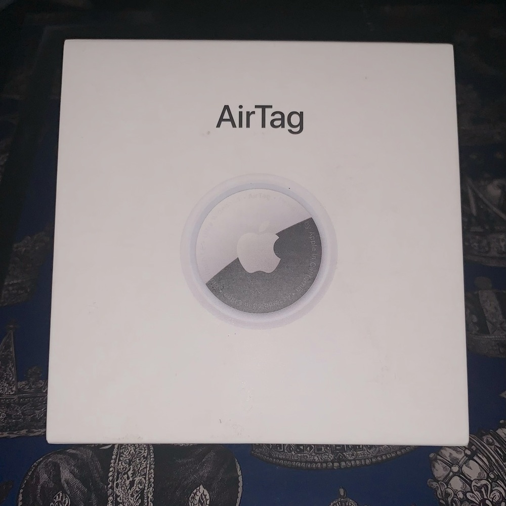 Apple AirTag brand new